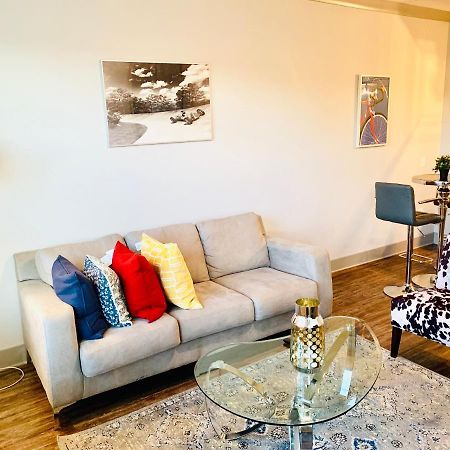 Luxurious And Cozy Apartment In Heart Of Buckhead Атланта Экстерьер фото