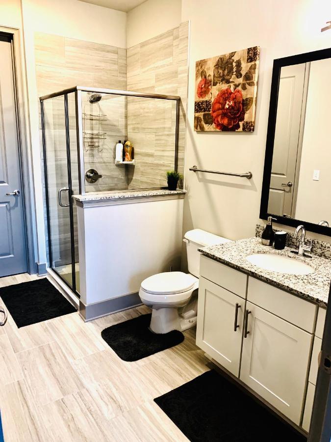 Luxurious And Cozy Apartment In Heart Of Buckhead Атланта Экстерьер фото