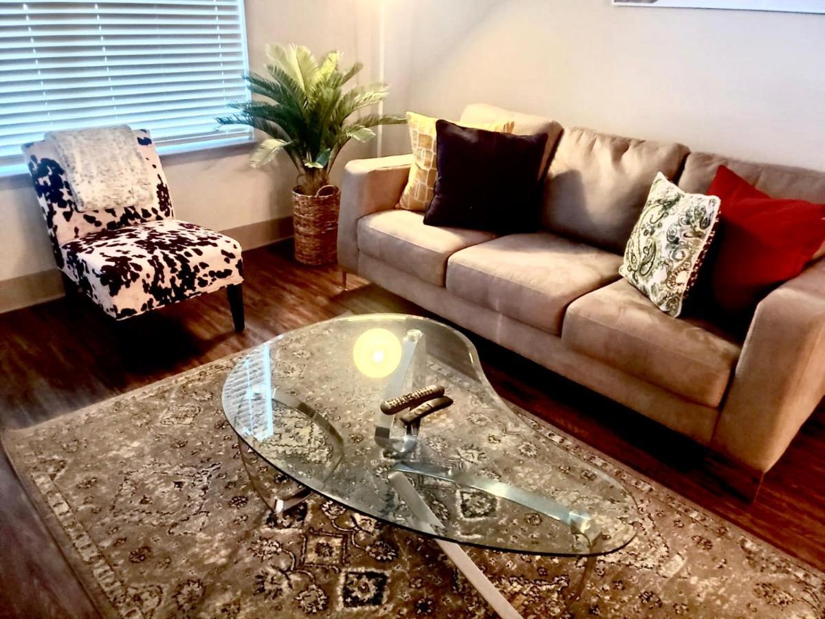 Luxurious And Cozy Apartment In Heart Of Buckhead Атланта Экстерьер фото